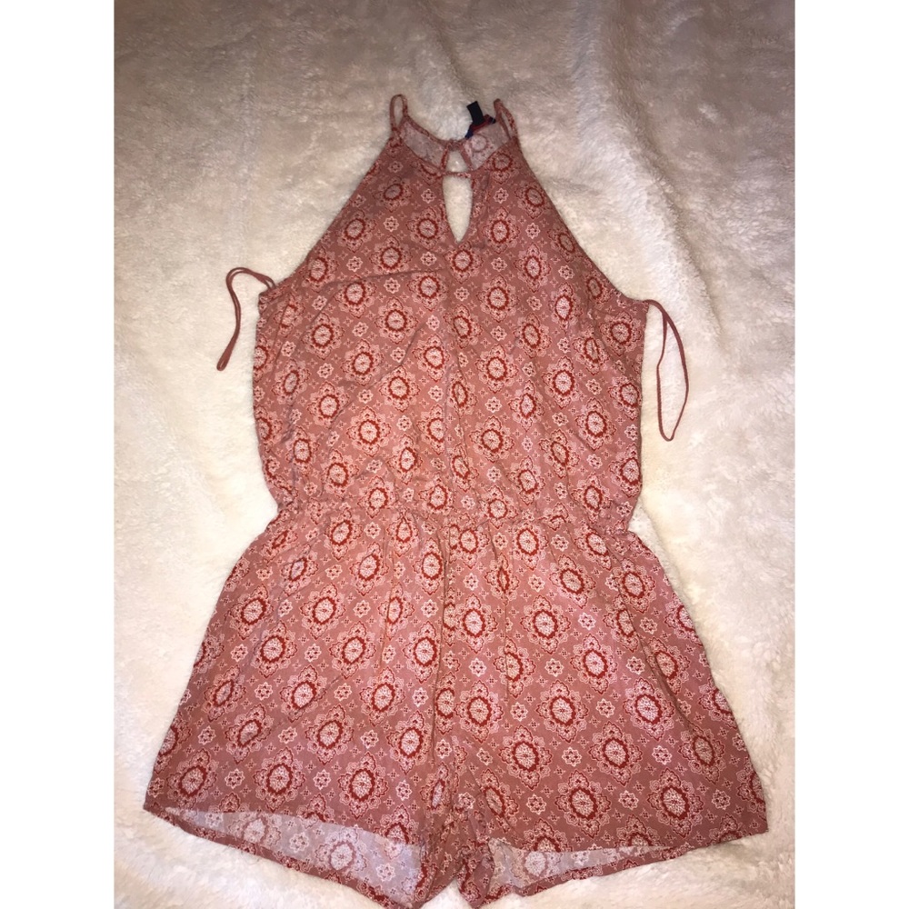 Aeropostale romper size small